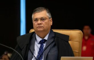 dino-manda-suspender-pagamento