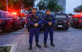 gestante-recebe-socorro-da-gua