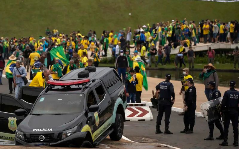 justica-da-espanha-nega-extrad