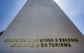 ministerio-do-turismo-cancela-