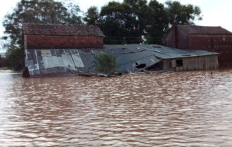 Rio Grande do Sul: um ano depois das enchentes, monitoramento e alertas continuam falhos