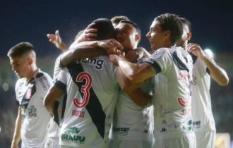 Vasco é superado pelo Ceará e perde a chance de 'dormir' líder do Brasileiro