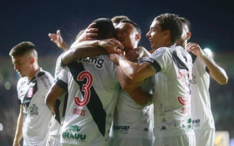 Vasco é superado pelo Ceará e perde a chance de 'dormir' líder do Brasileiro