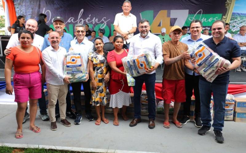 “A ajuda chegou no momento que a gente mais precisa”, disse moradora de Manicoré beneficiada com a ajuda humanitária