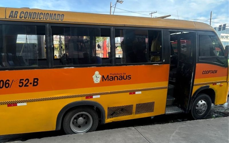 condutor-de-amarelinho-e-autua