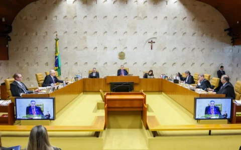 dino-e-mendonca-tem-discussao-