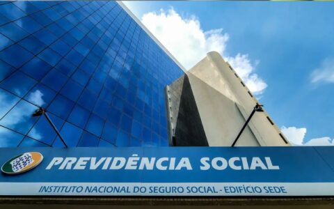 lula-coordena-reuniao-sobre-re