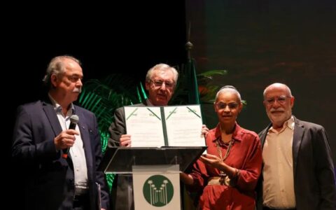 marina-diz-que-licenciamento-a