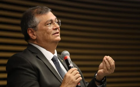 ministro-do-stf-e-alvo-de-amea