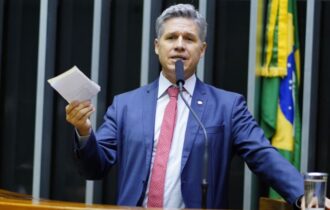 oposicao-esta-dividida-e-com-d