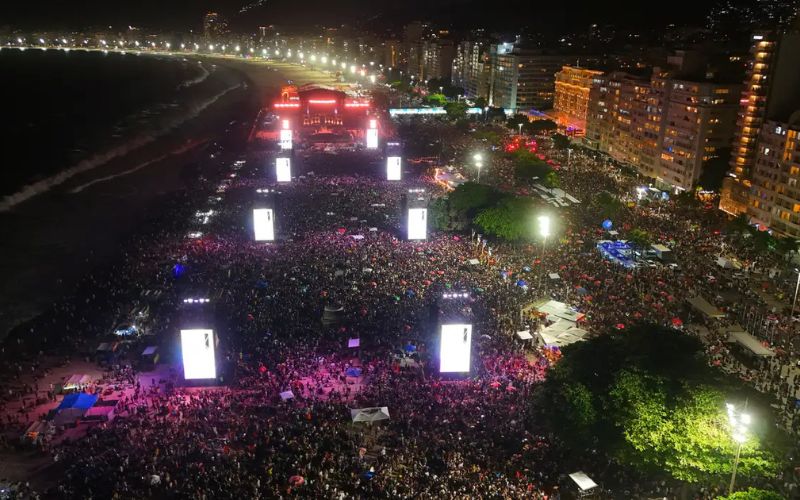 (Foto: Fabio Motta/Prefeitura do Rio de Janeiro) Show de Lady Gaga leva 2,1 milhões de pessoas para Copacabana