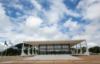 stf-marca-depoimentos-de-teste