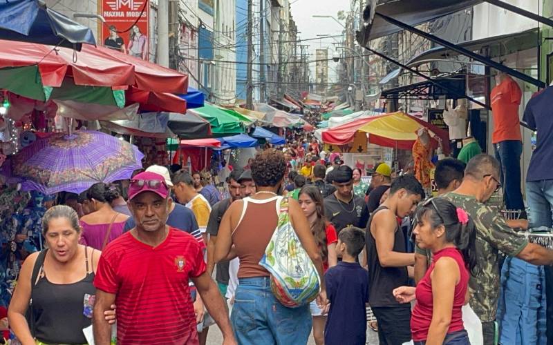 Taxa de desemprego no 1º trimestre foi de 5,7% para homens e 8,7% para mulheres, diz IBGE