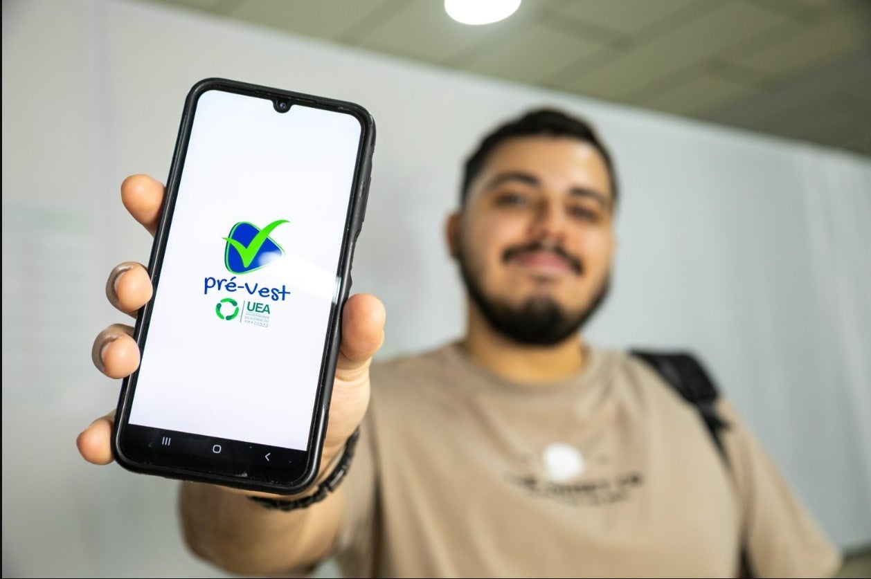 UEA exibe “Aulão Interativo” do Pré-Vest em canais digitais e TV