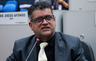 Vereador propõe 'Dia do Meu Pet' em Manaus e especialistas apontam falta de relevância em PL