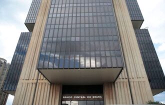 bancos-centrais-do-brasil-e-da