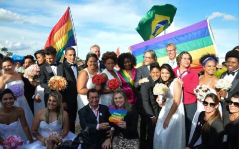 casamento-entre-mulheres-cresc