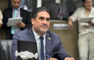 deputado-quer-que-advogados-te