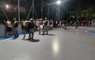 drogas-eram-oferecidas-como-pr