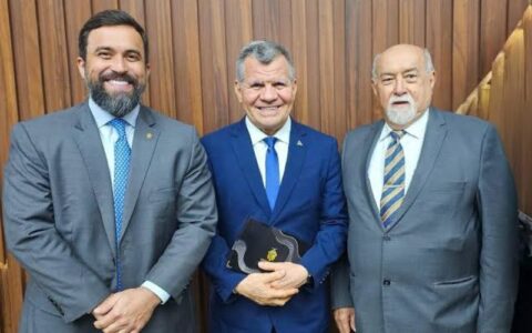 george-lins-quer-homenagear-bo