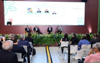 Governança federativa é tema no terceiro dia de Congresso Internacional do TCE-AM e IRB
