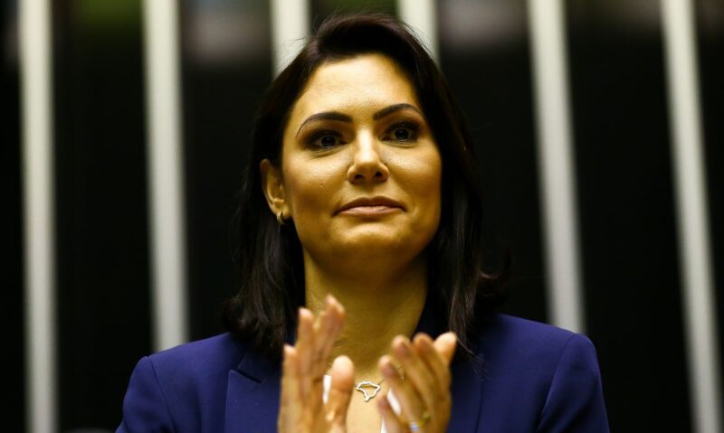 michelle-bolsonaro-ganha-apoio