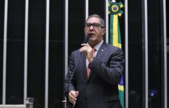 projeto-com-reajustes-salariai
