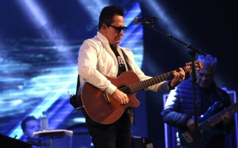 cantor-marrone-recebe-alta-apos-acidente-no-palco-em-goiania