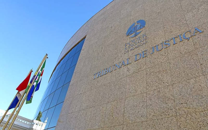 Suspeita de favorecer advogados, juíza de Maceió é punida com aposentadoria compulsória
