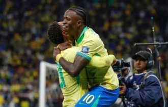 brasil-vence-primeira-com-ance