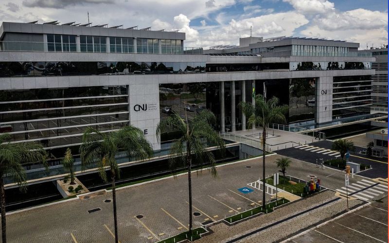cnj-suspende-promocao-de-juiz-