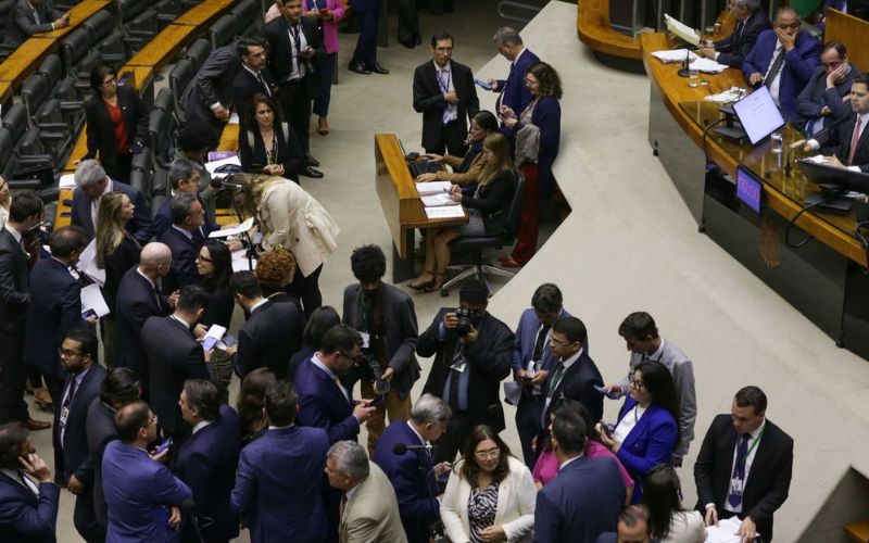congresso-aprova-usar-emendas-