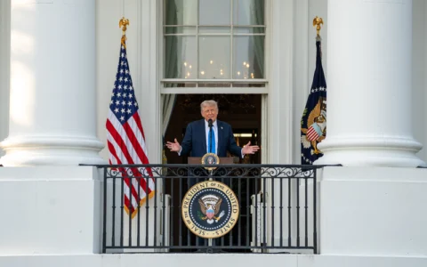 empresa-de-trump-denuncia-mora