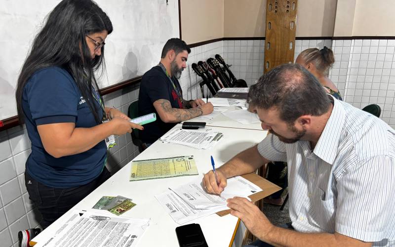 Governo do Amazonas realiza pagamento de indenizações às famílias em Humaitá