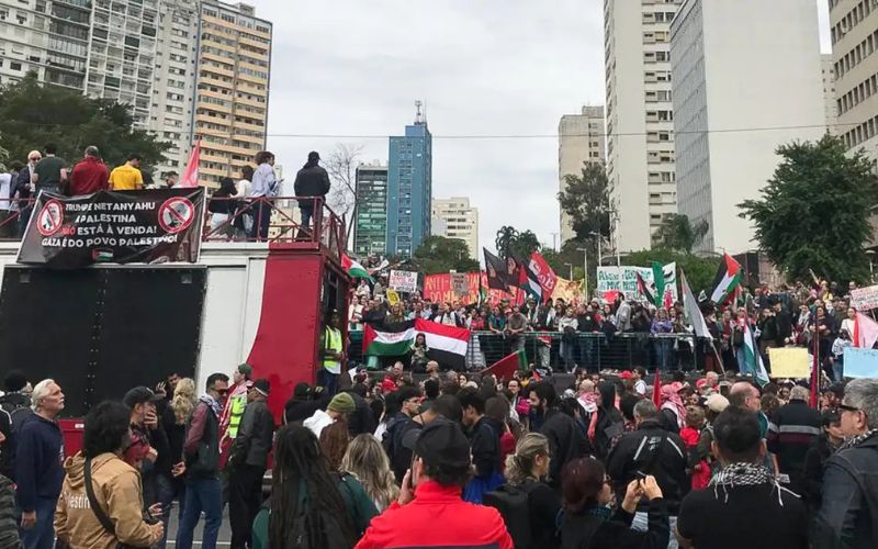 manifestantes-fazem-ato-pro-ga
