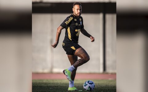 perto-de-acerto-neymar-revela-