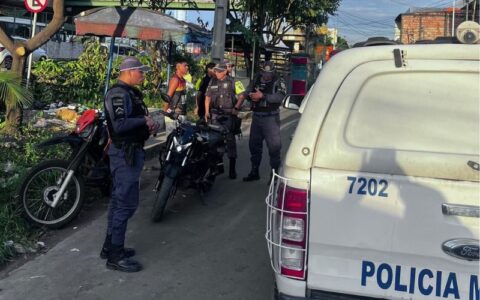 policiais-militares-salvam-beb