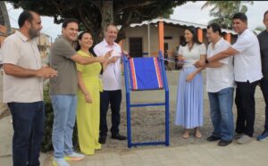 pre-candidatos-ao-senado-usam-