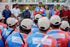 pre-candidatos-ao-senado-usam-
