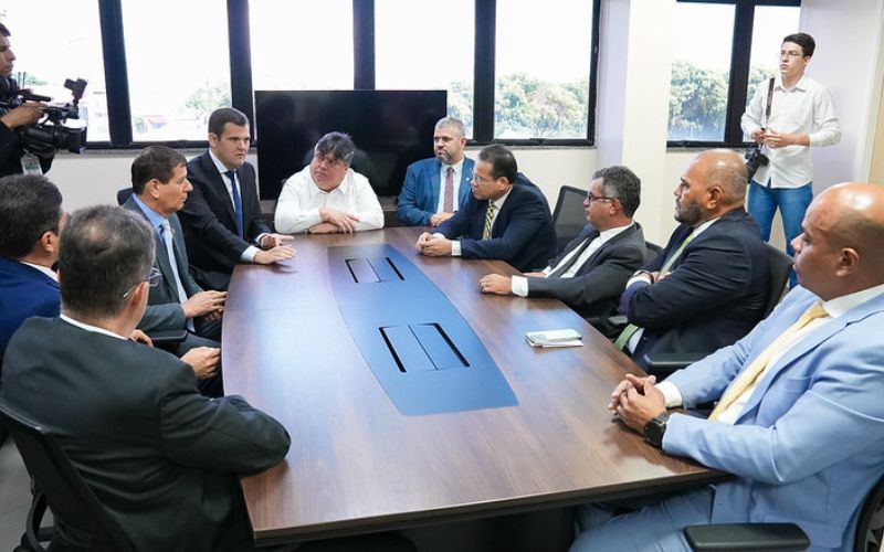 renato-jr-vai-a-cmm-fortalecer