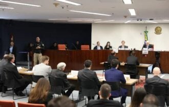 stf-inicia-2o-dia-de-interroga