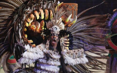 caprichoso-celebra-a-retomada-