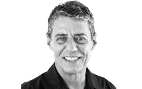chico-buarque-passa-por-cirurg