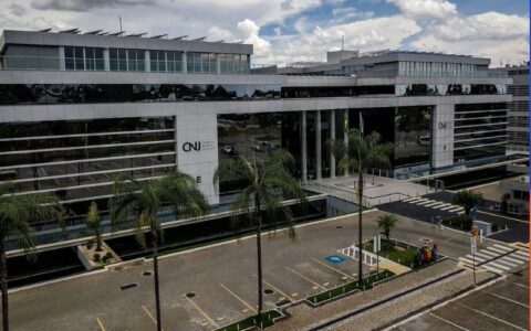 cnj-suspende-promocao-de-juiz-
