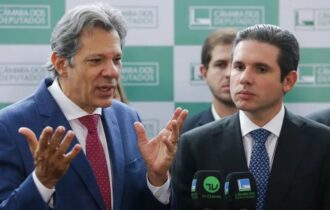 equipe-economica-apresentara-a