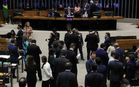 governo-ainda-avalia-se-vai-ao
