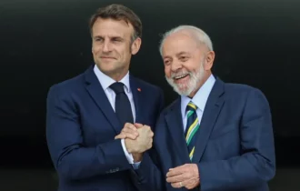 lula-cobra-de-macron-apoio-a-t