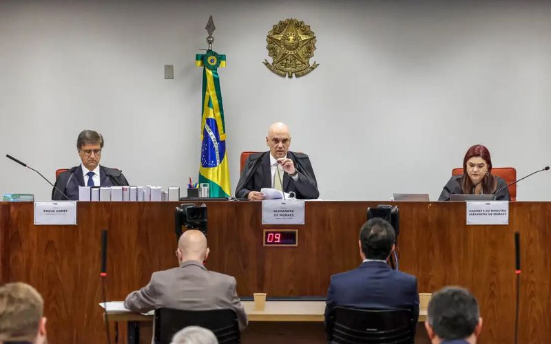 moraes-inicia-interrogatorio-d