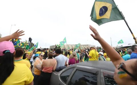 Moraes vota para condenar acusado de liderar acampamento golpista