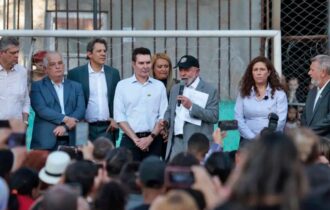 na-favela-do-moinho-lula-assin